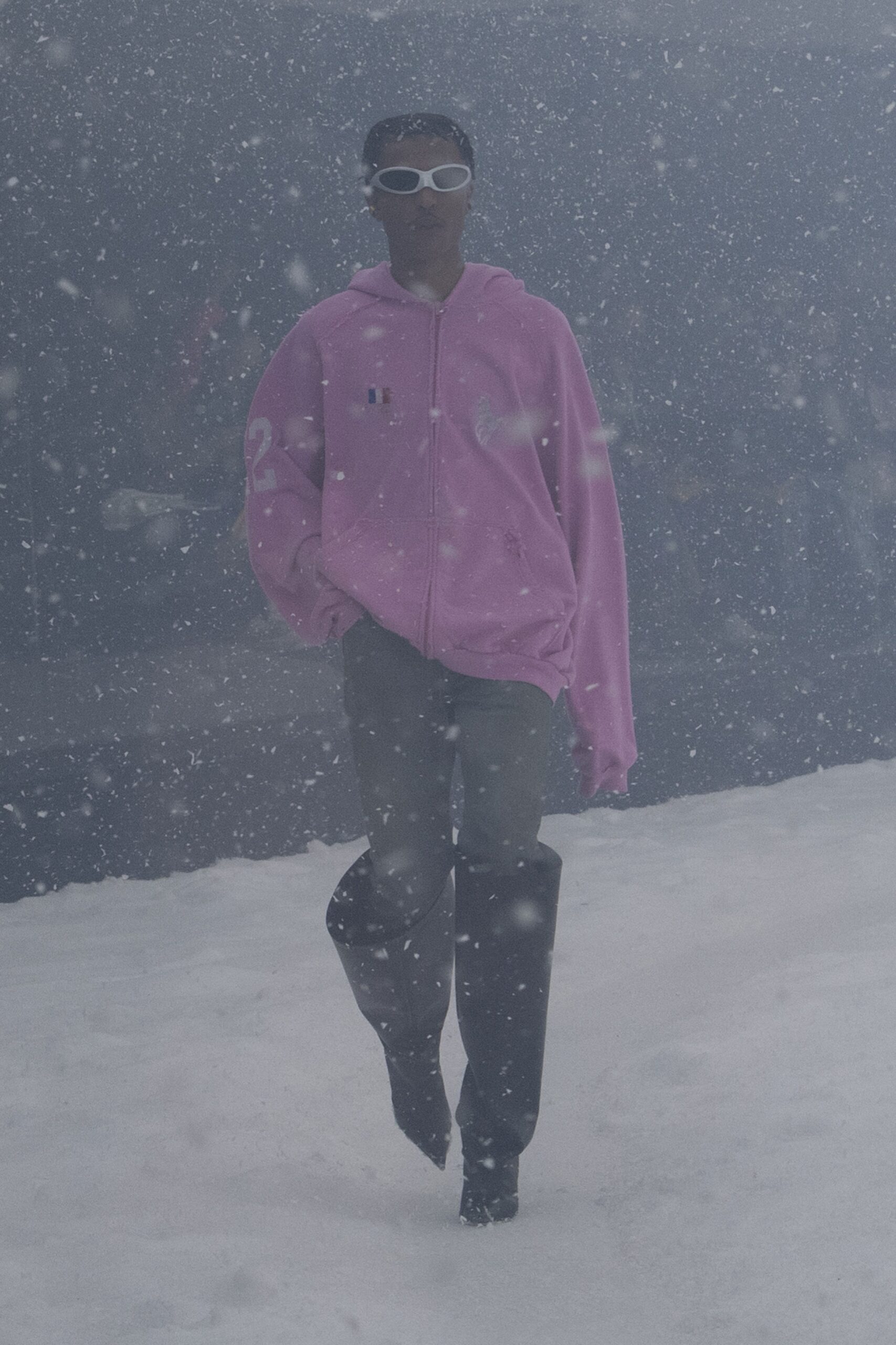 oversized pink hoodie with gray pants