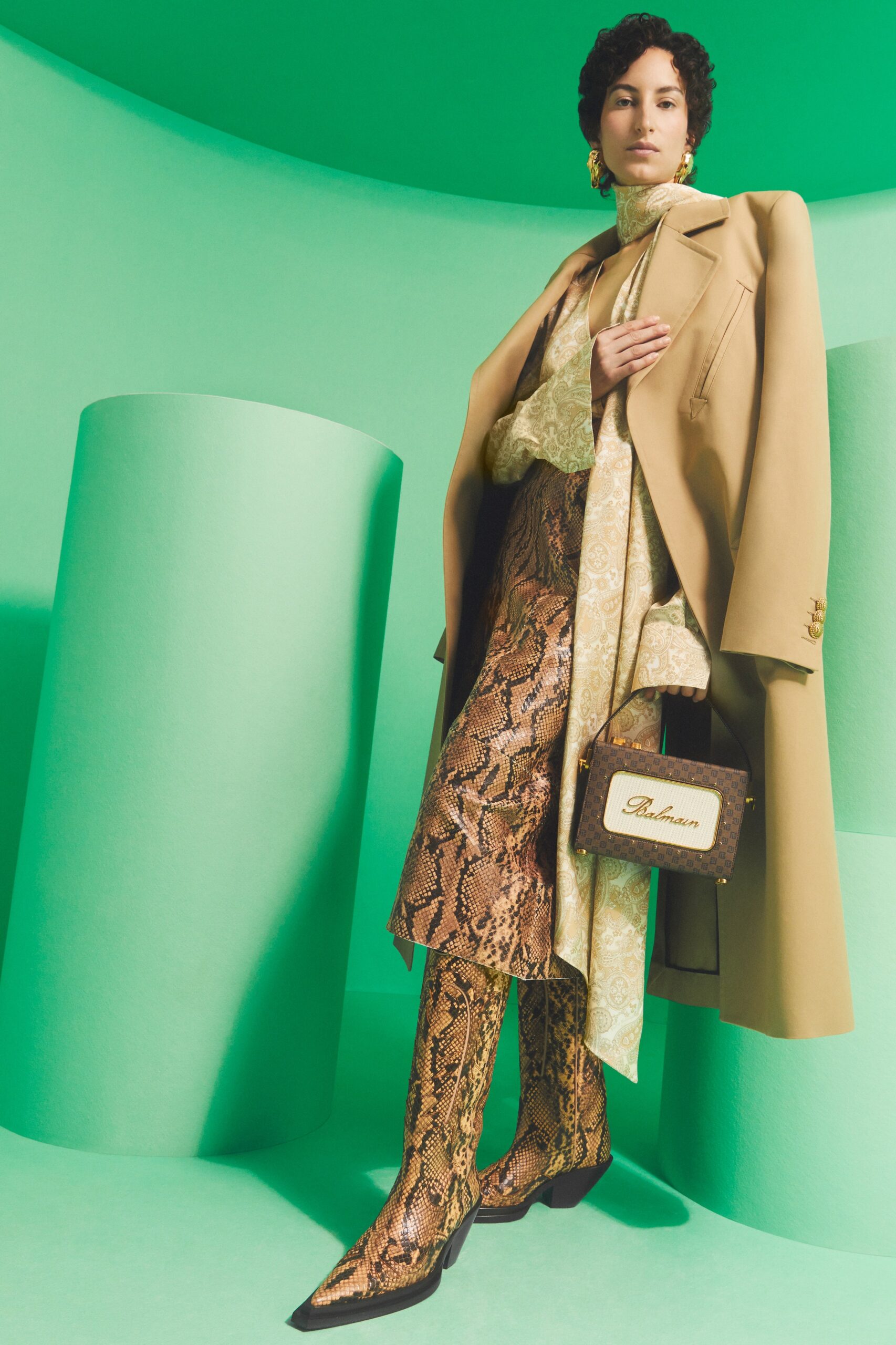 beige wool long-sleeve collared structured buttoned coat