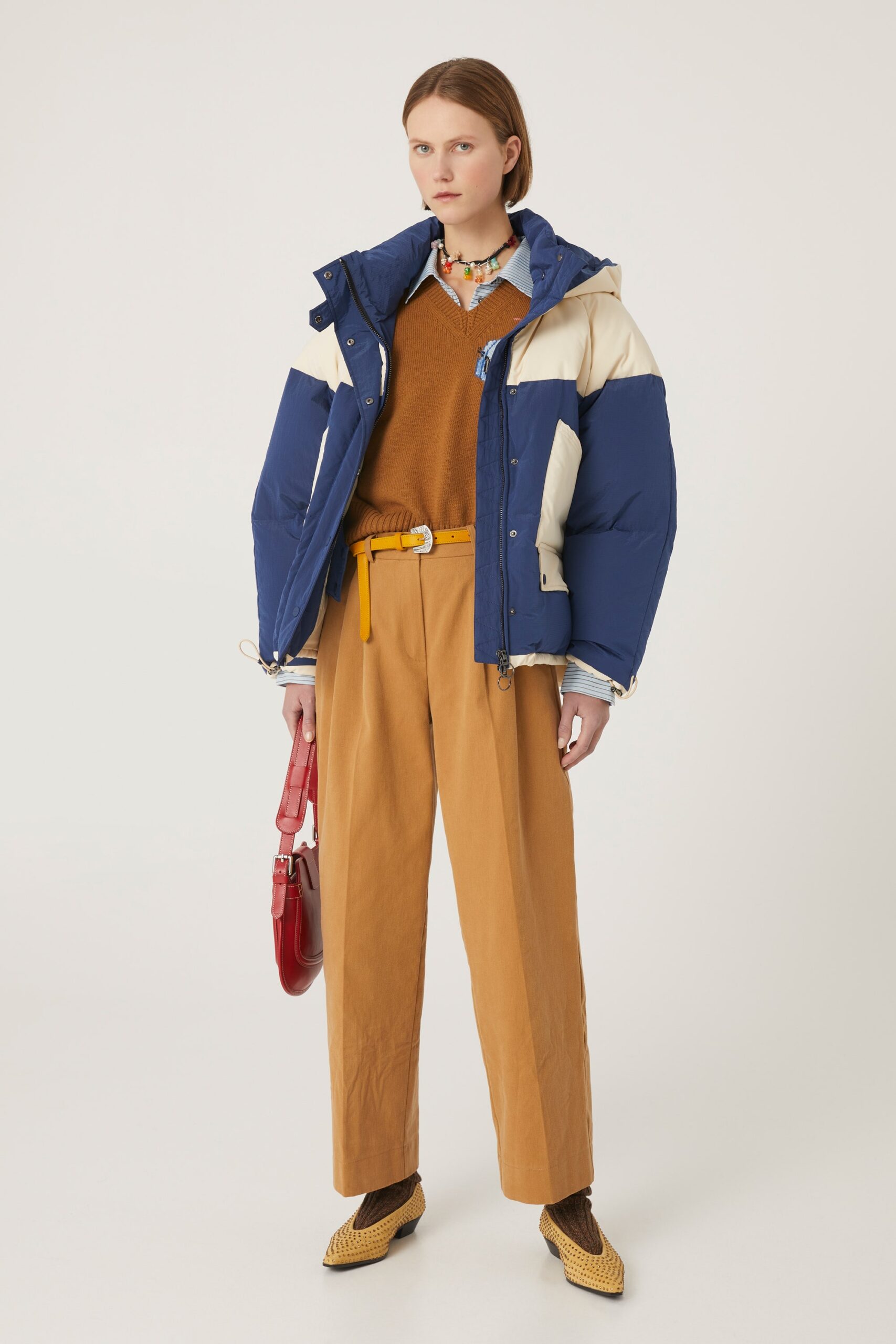 Beatrice .b F/W 22 Look 333