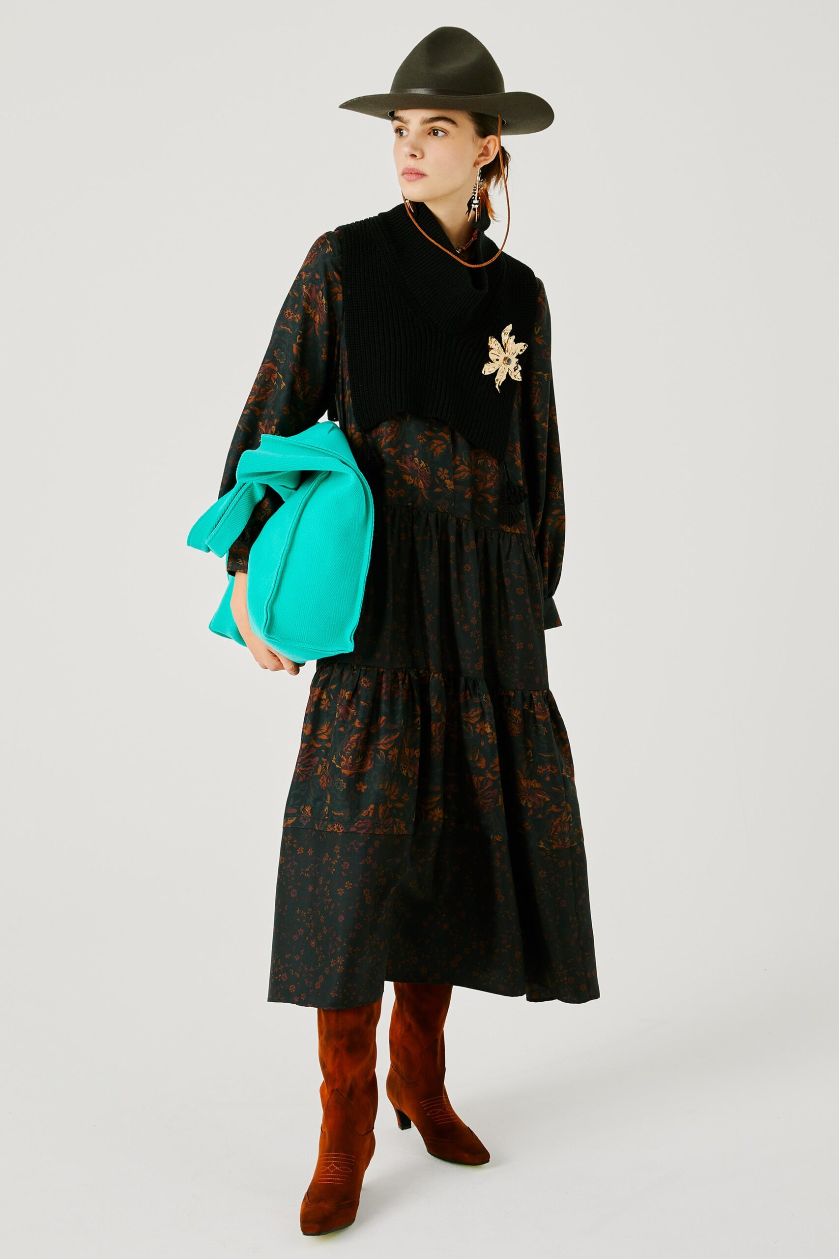 Beatrice .b F/W 21 Look 443