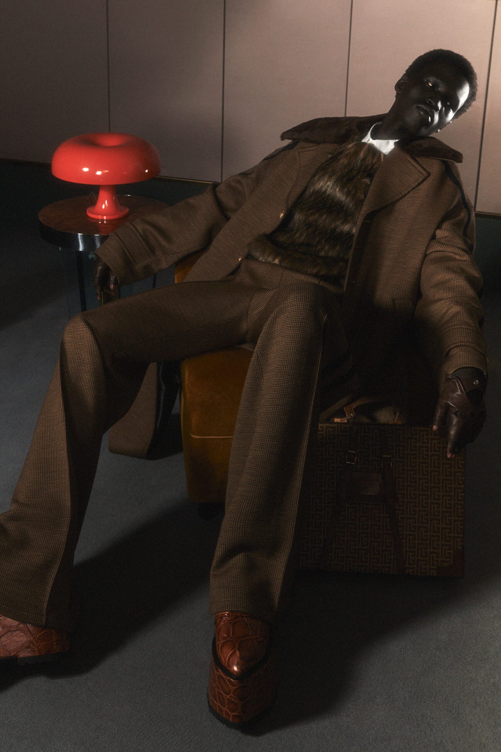 brown wool long-sleeve collared tailored buttoned coat