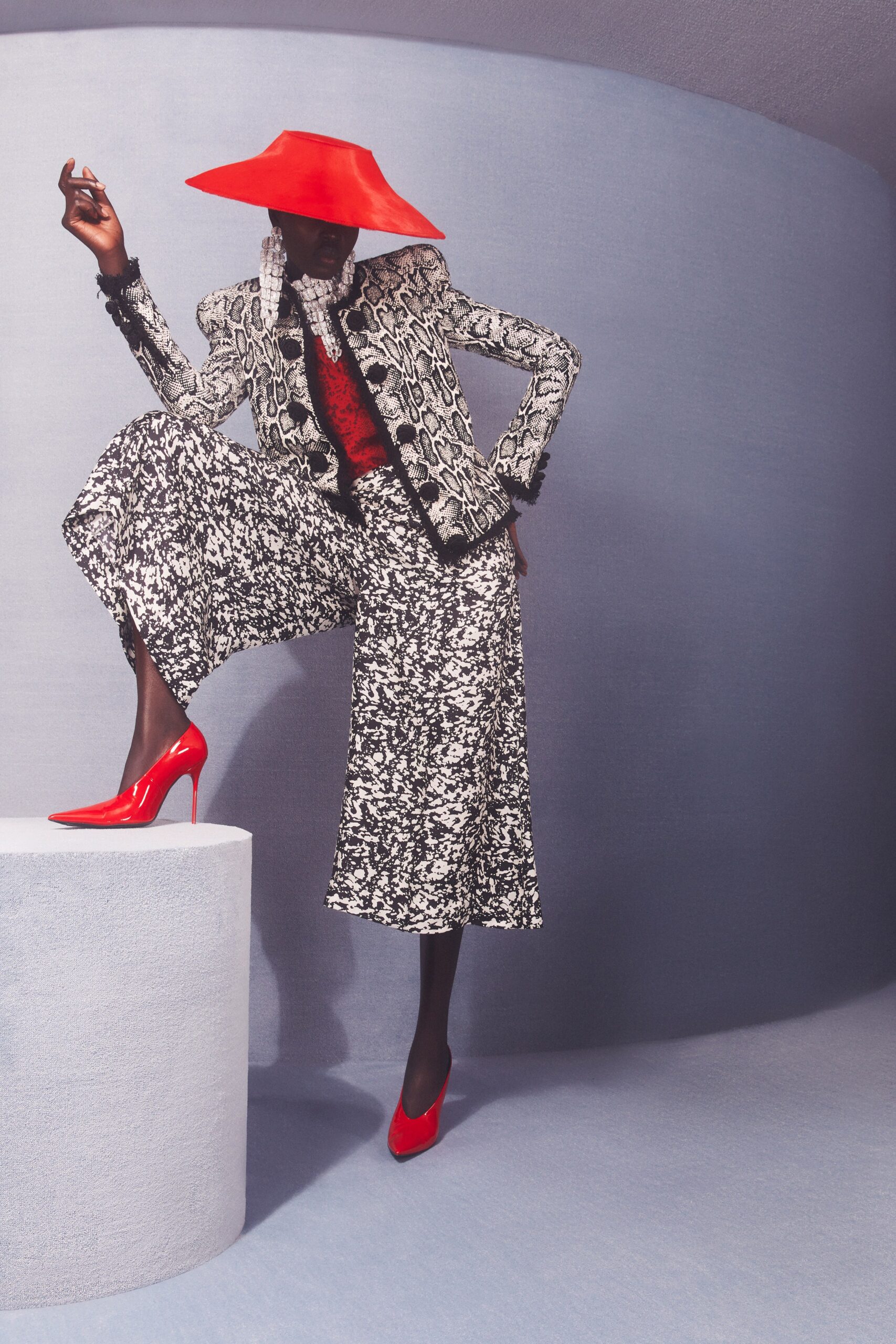 black cotton long-sleeve collared structured printed jacket