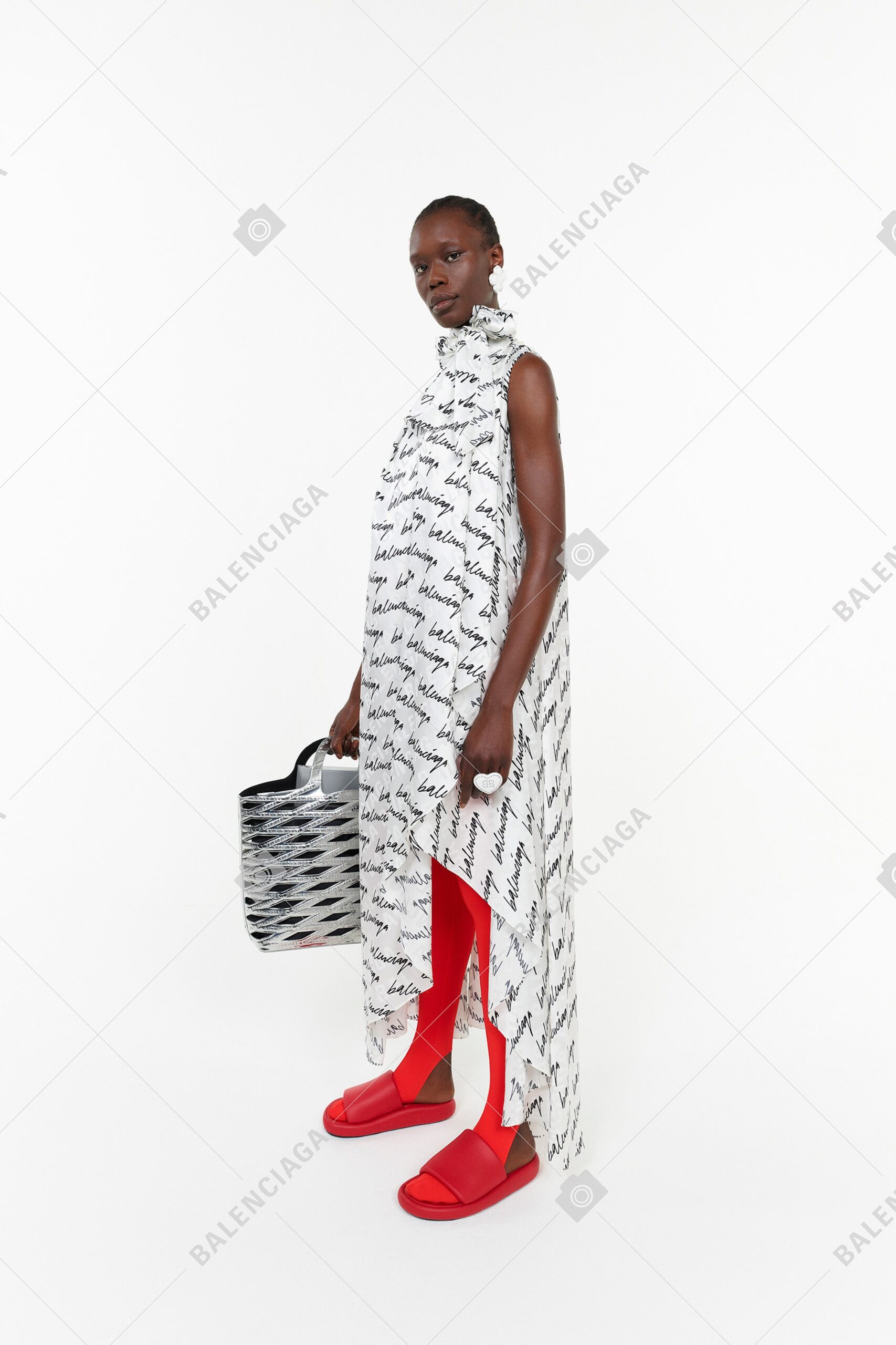 relaxed printed midi dress with red pants