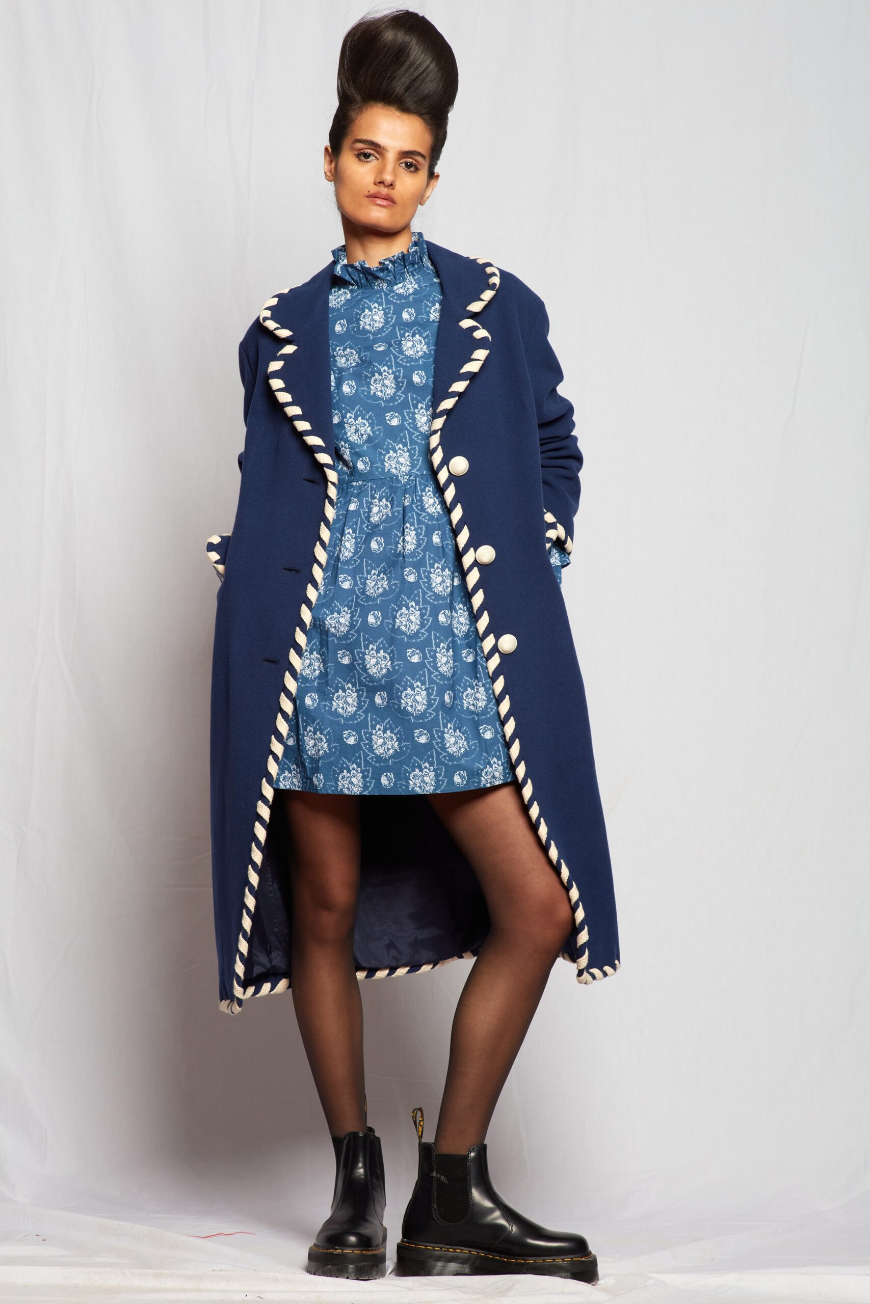 blue cotton sleeveless collared fitted printed mini dress