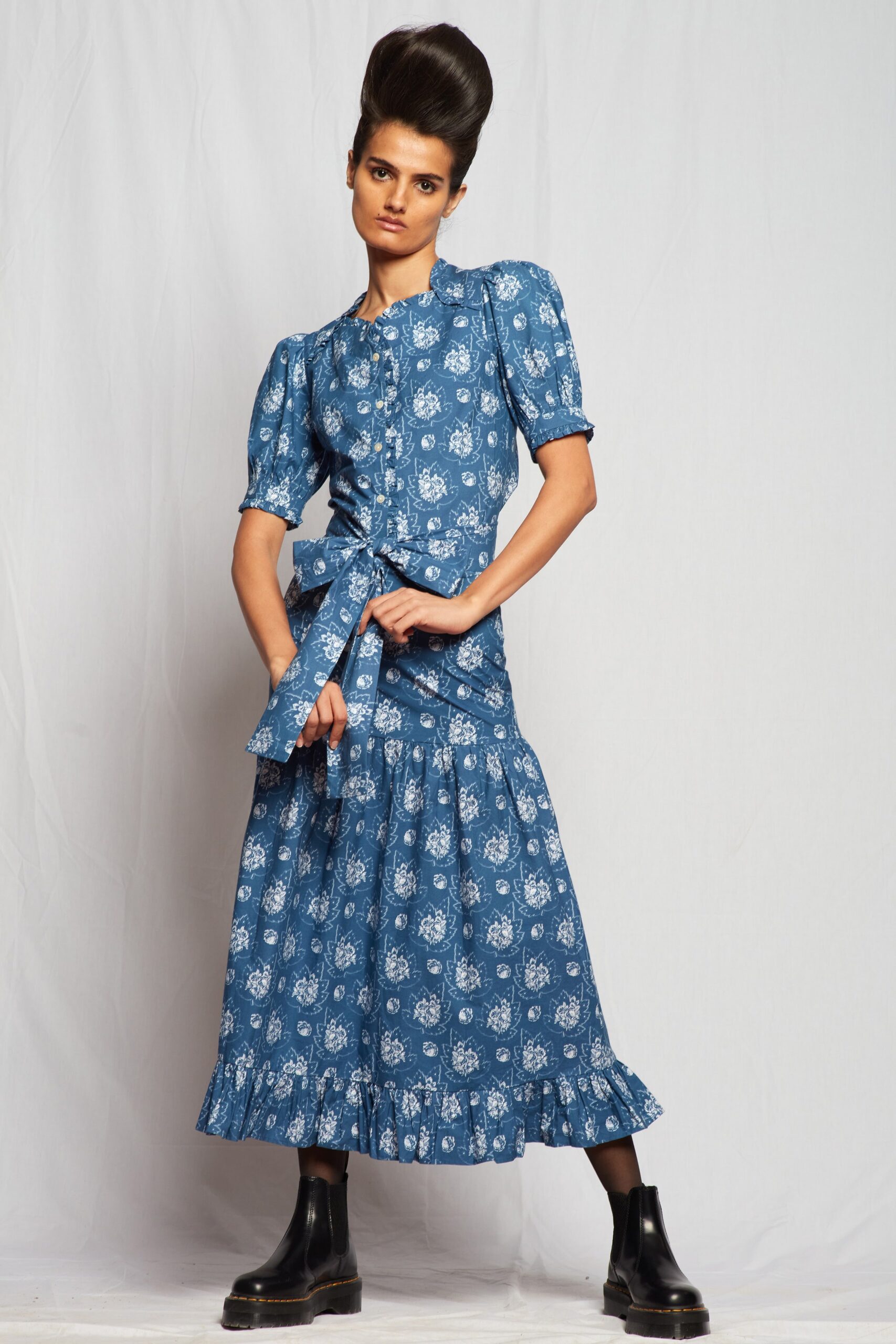 blue cotton short-sleeve dress