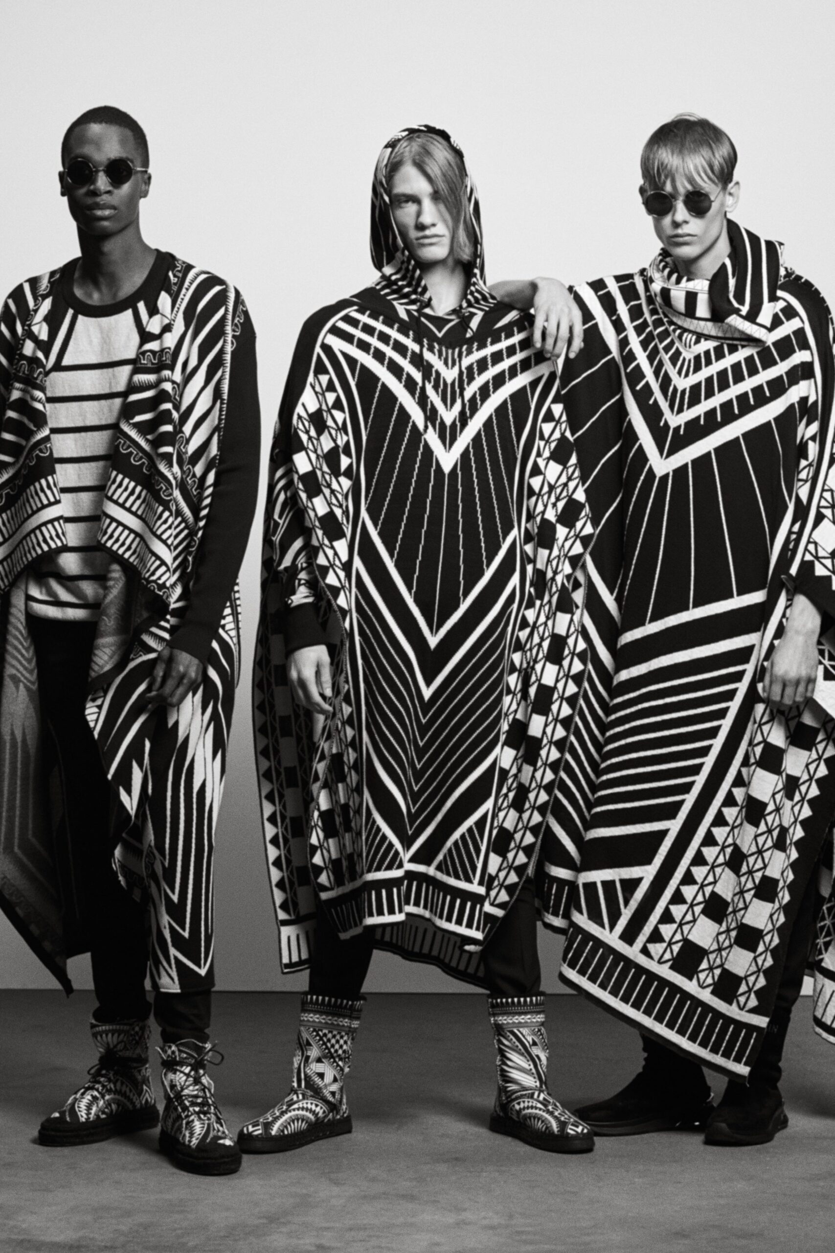 black cotton sleeveless relaxed printed poncho