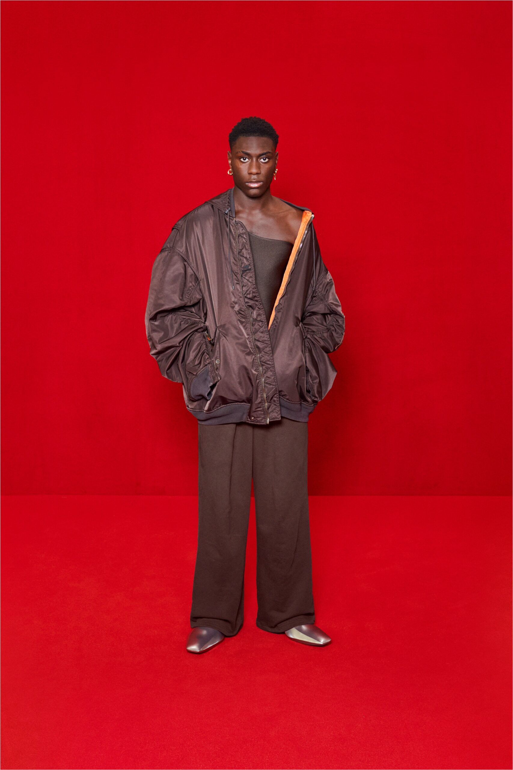 brown vinyl long-sleeve oversized zippered jacket