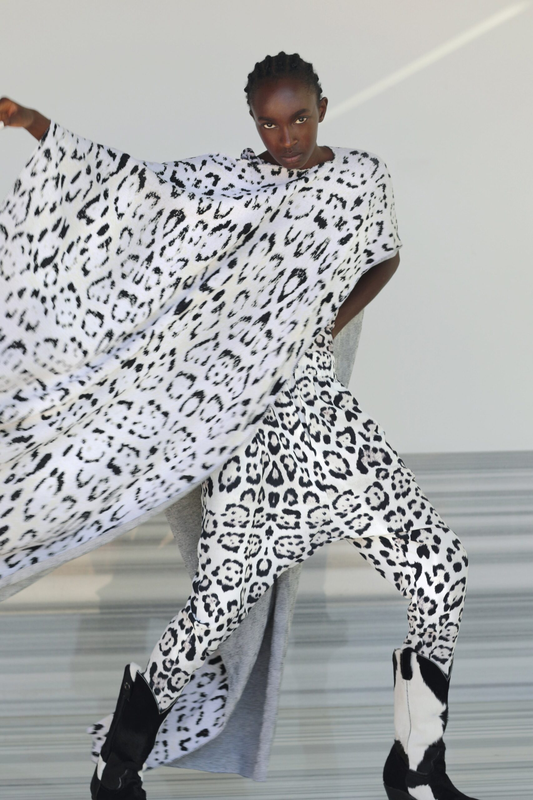 printed black and white cape and pants