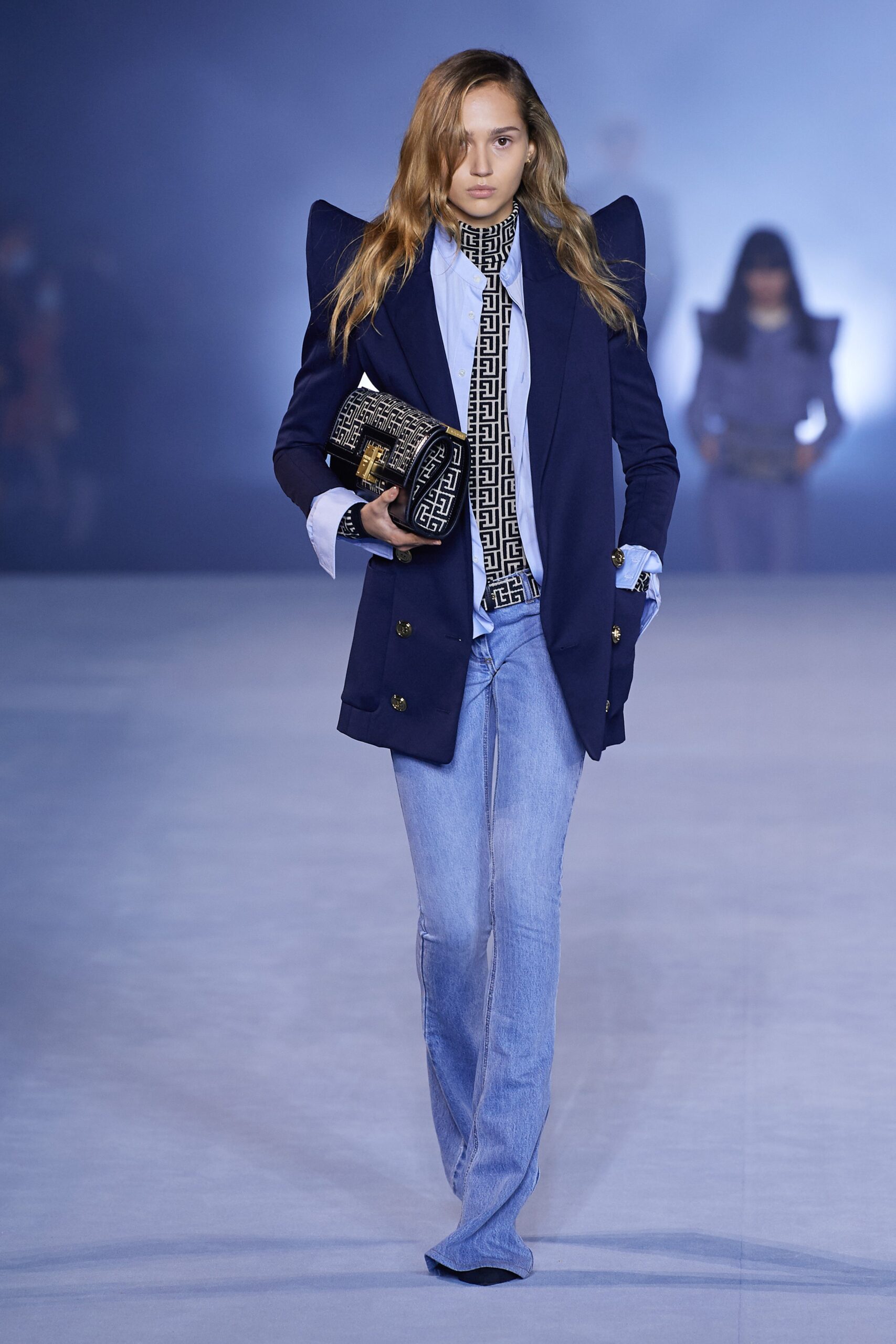 blue tailored blazer with white shirt