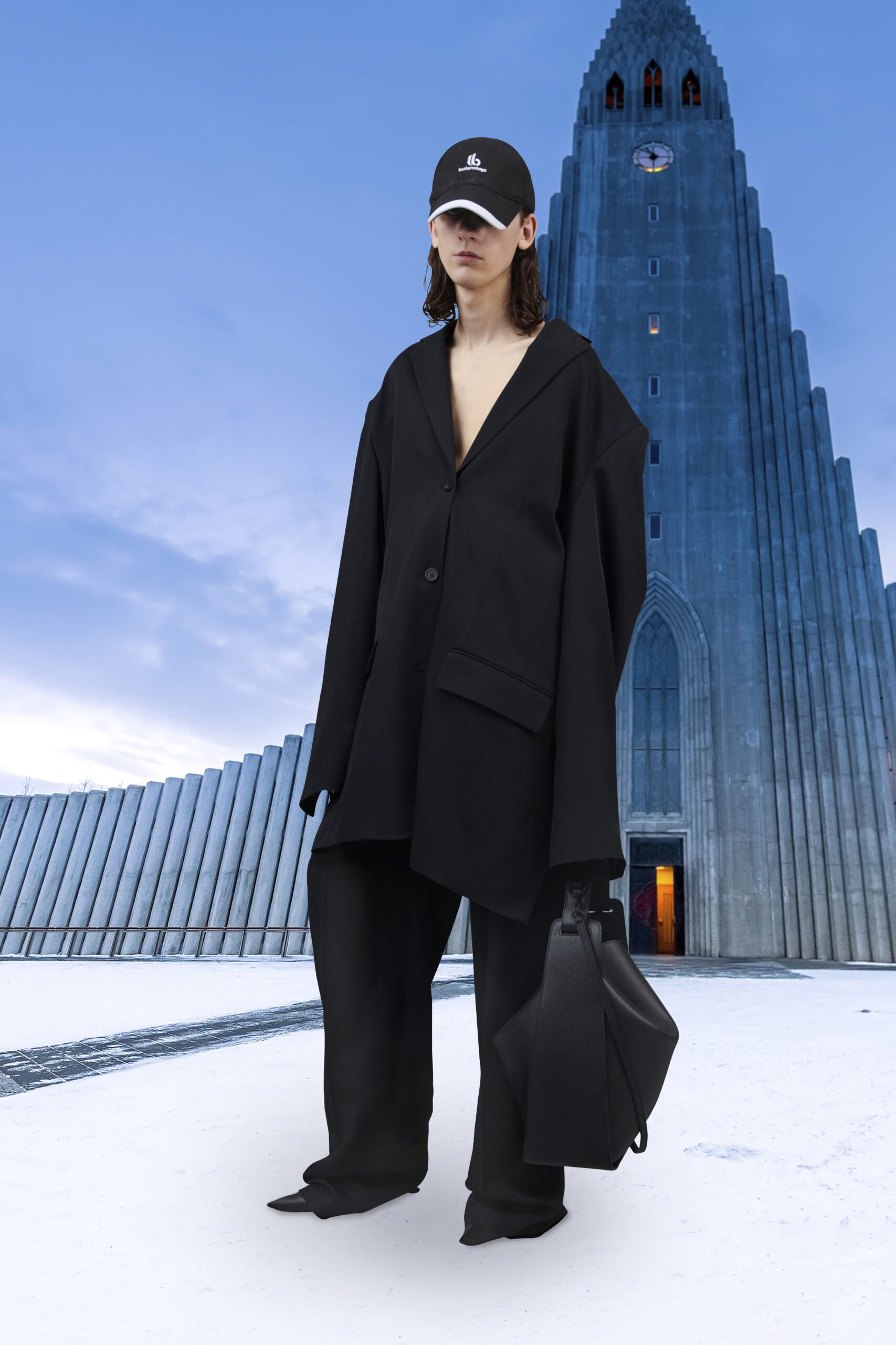 oversized black blazer and relaxed pants