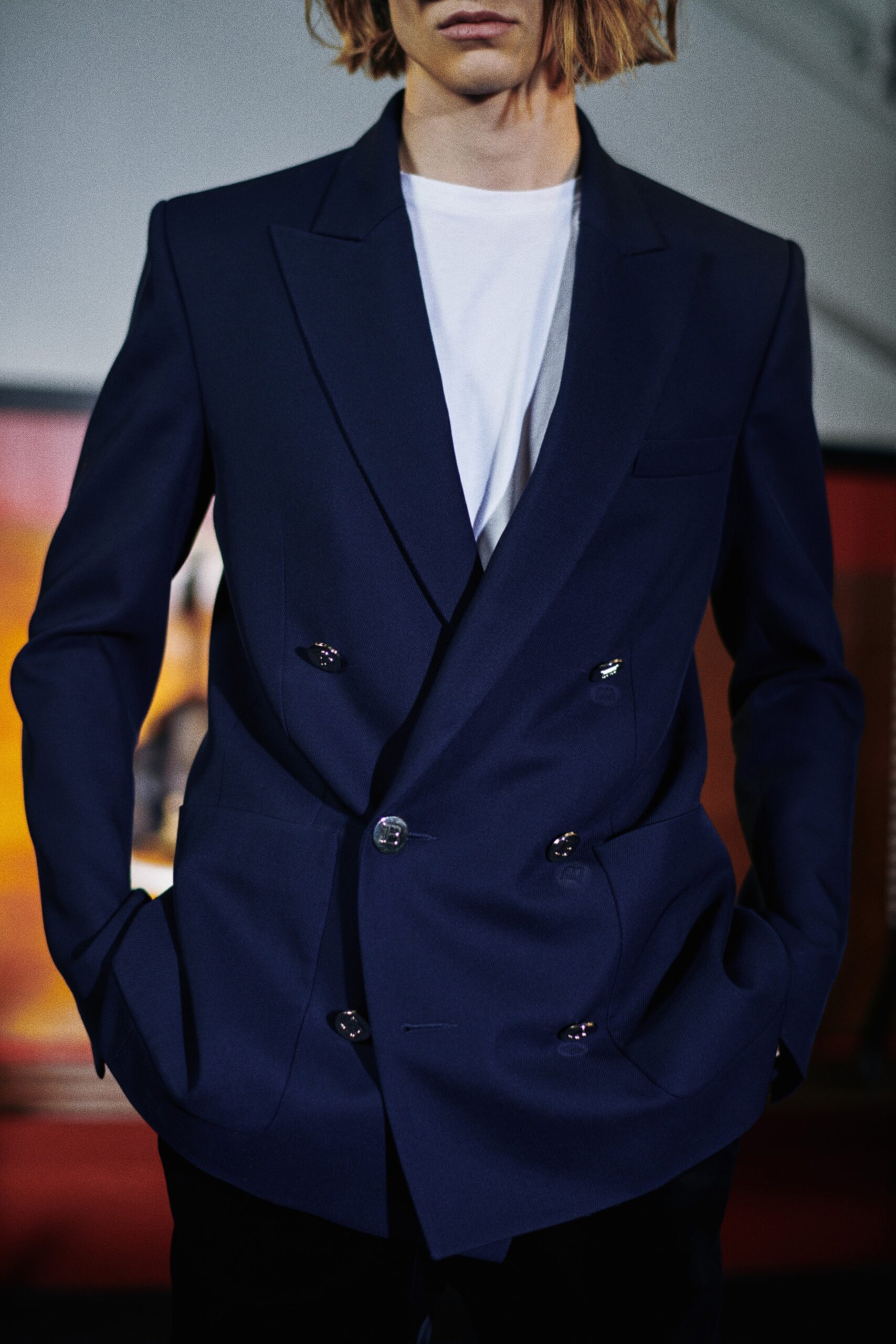 blue long-sleeve collared structured buttoned blazer