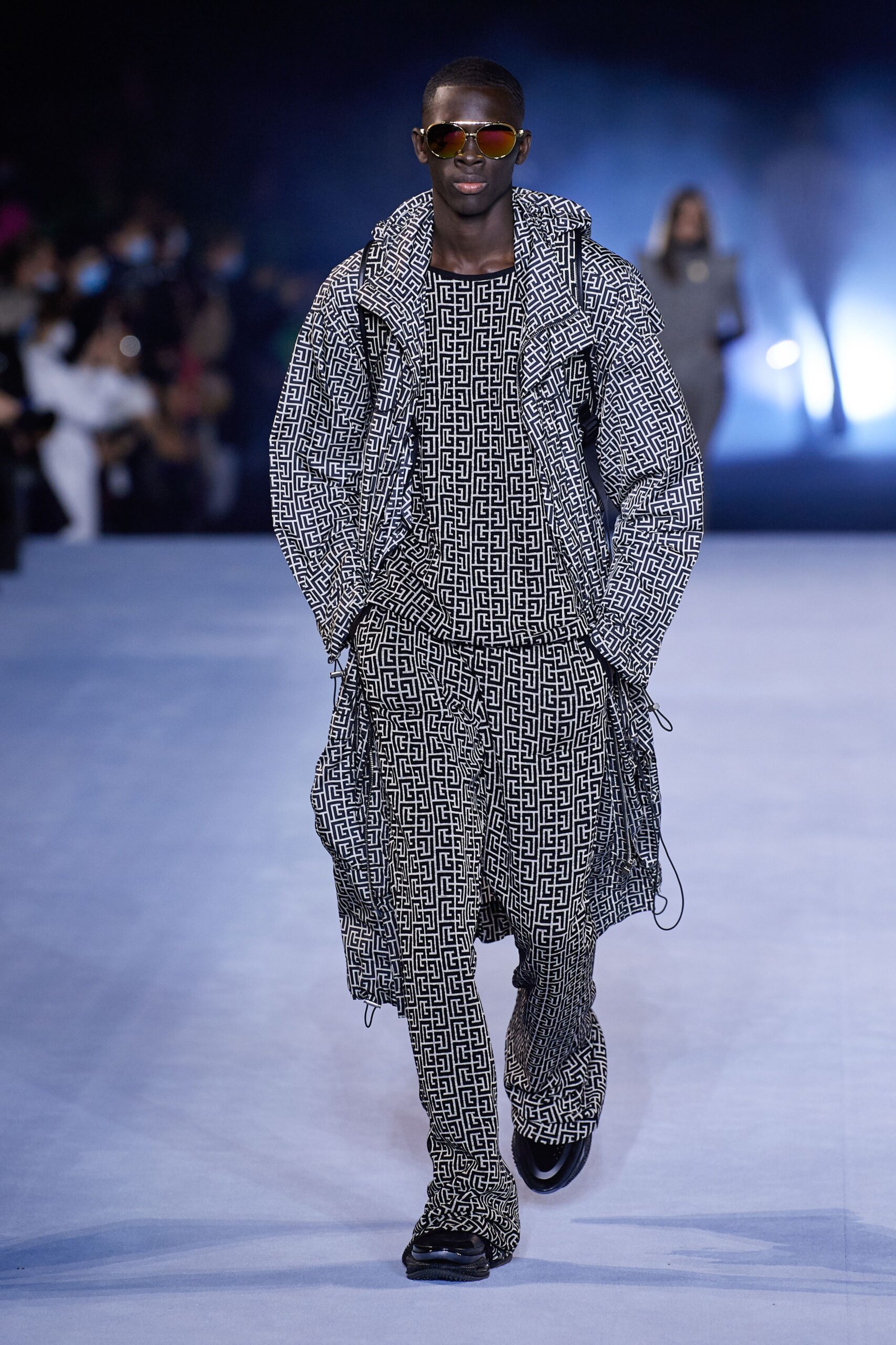 black and white printed coat and pants