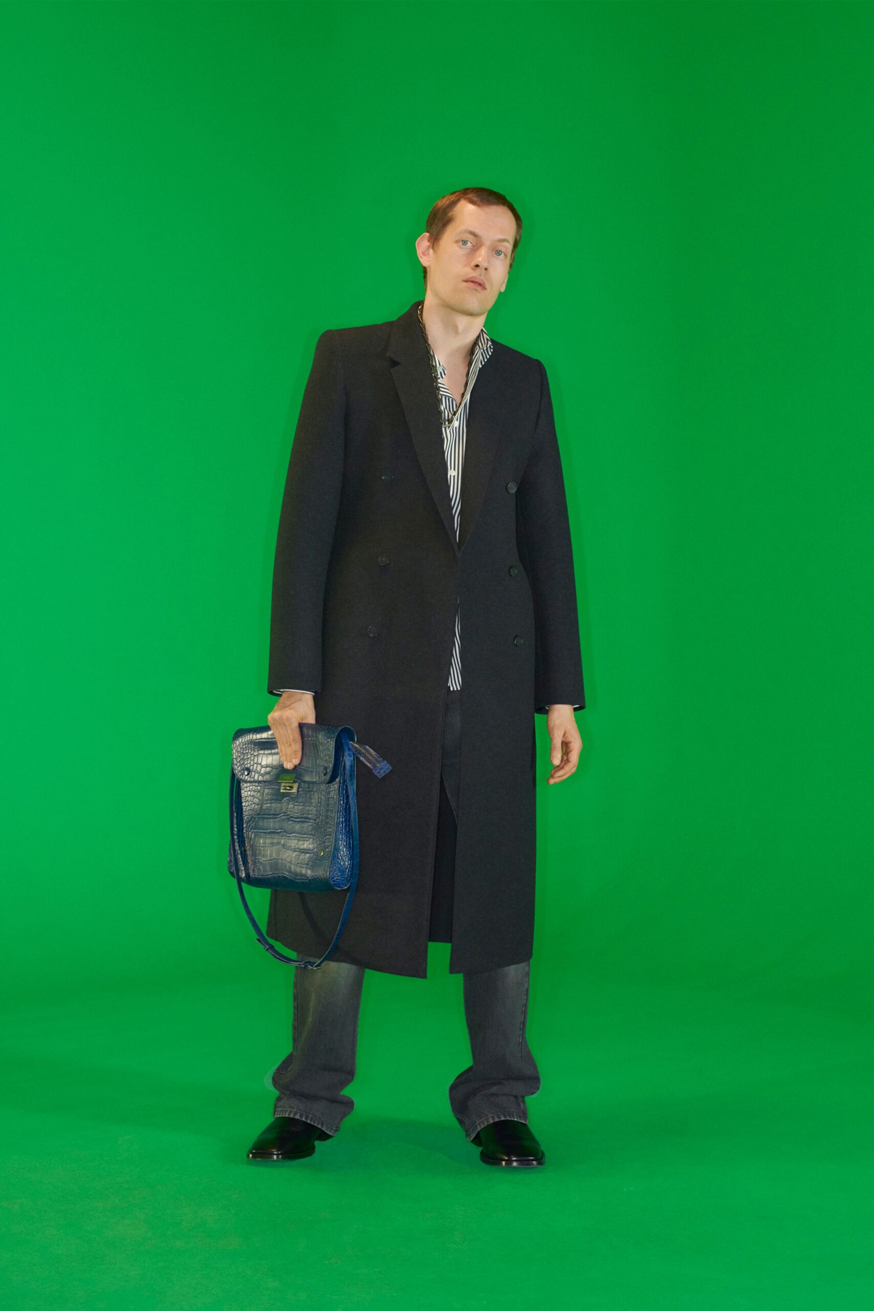 black wool long-sleeve double-breasted tailored coat