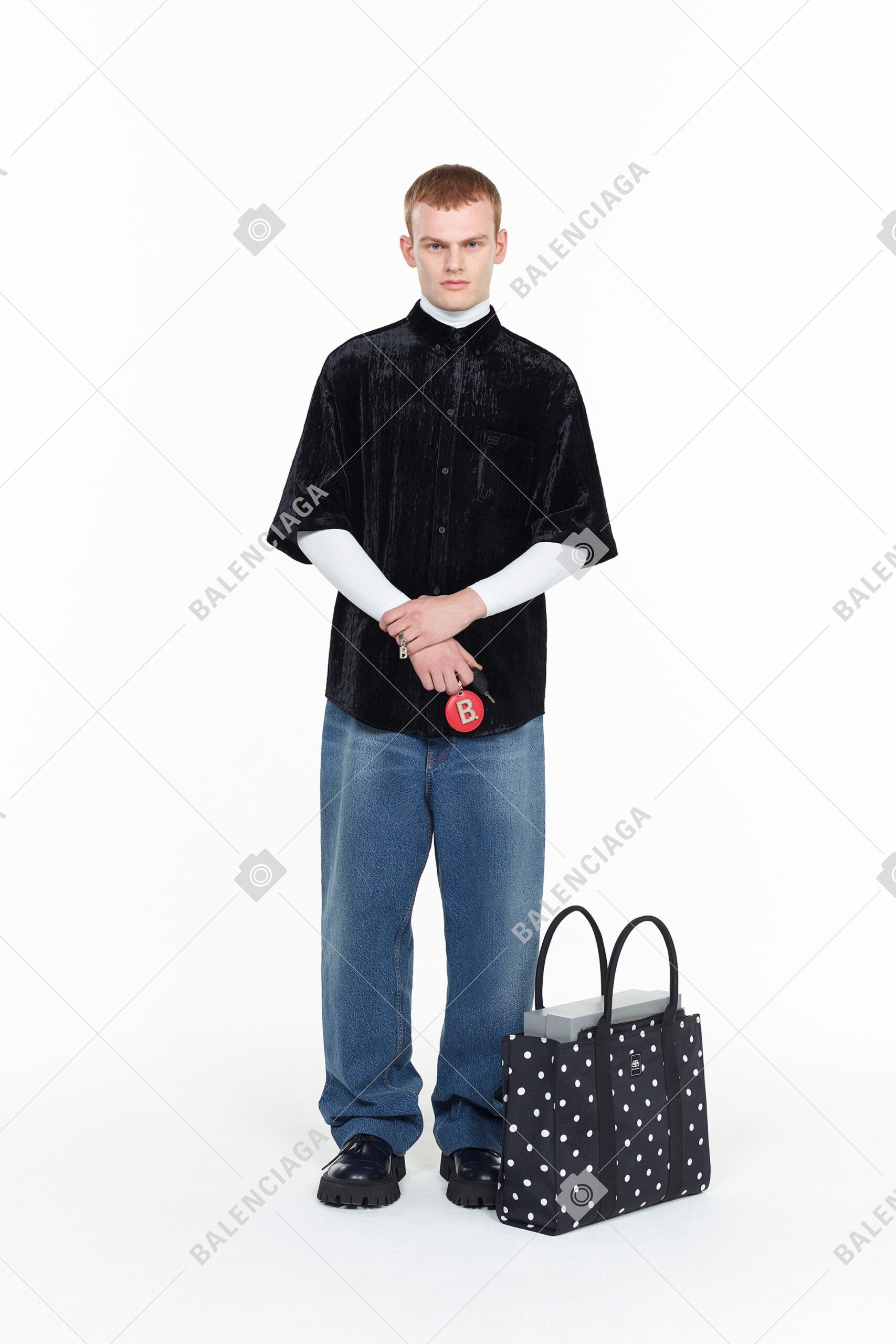 black velvet relaxed shirt with denim pants