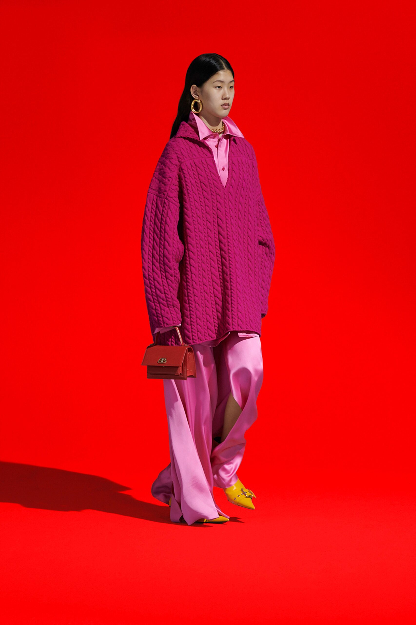 oversized purple sweater with pink pants