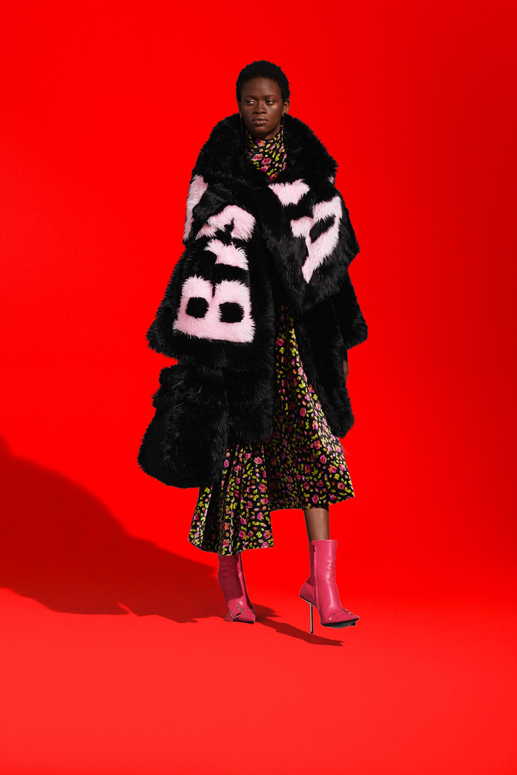 floral midi dress with faux-fur cape