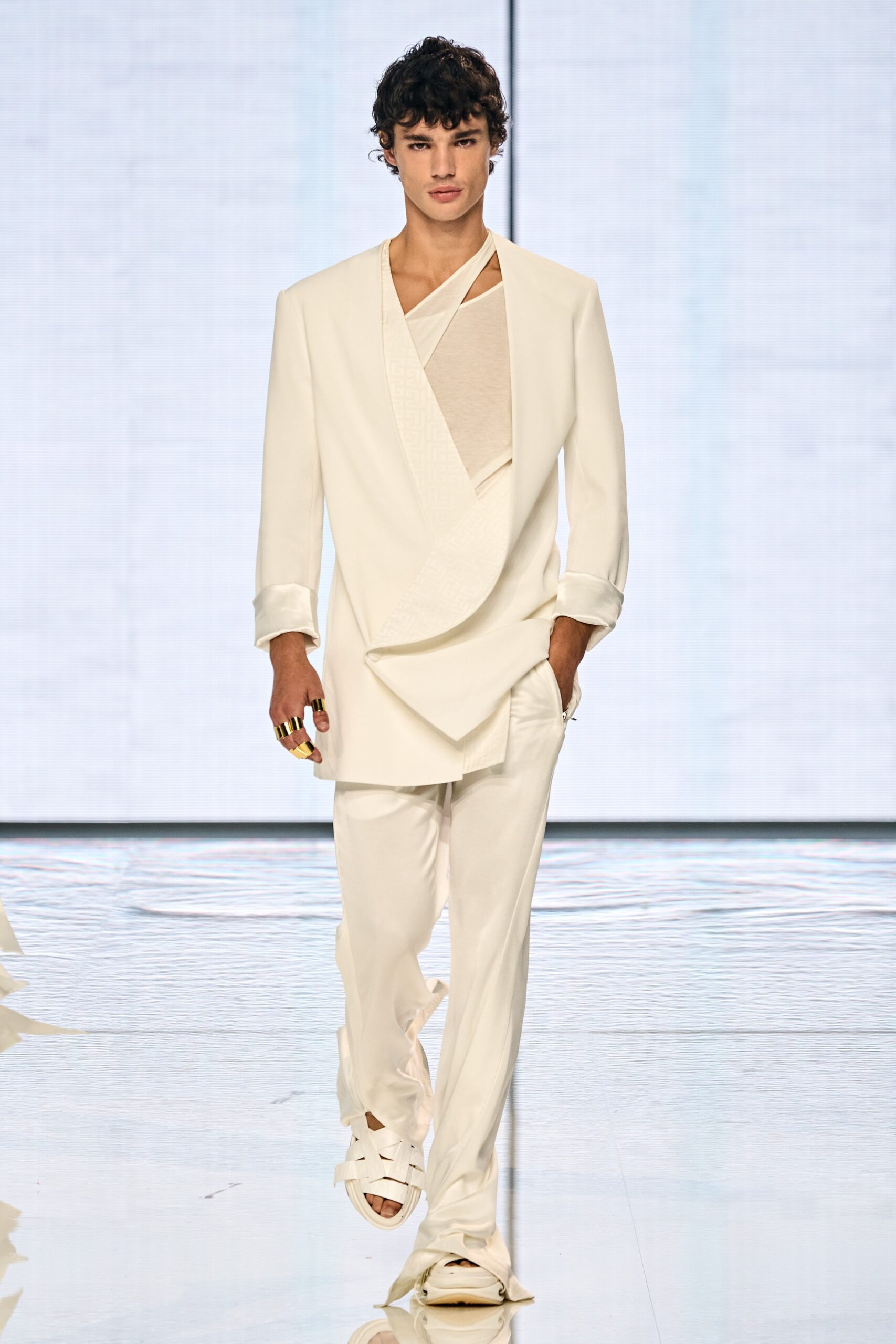 white relaxed blazer with slim pants