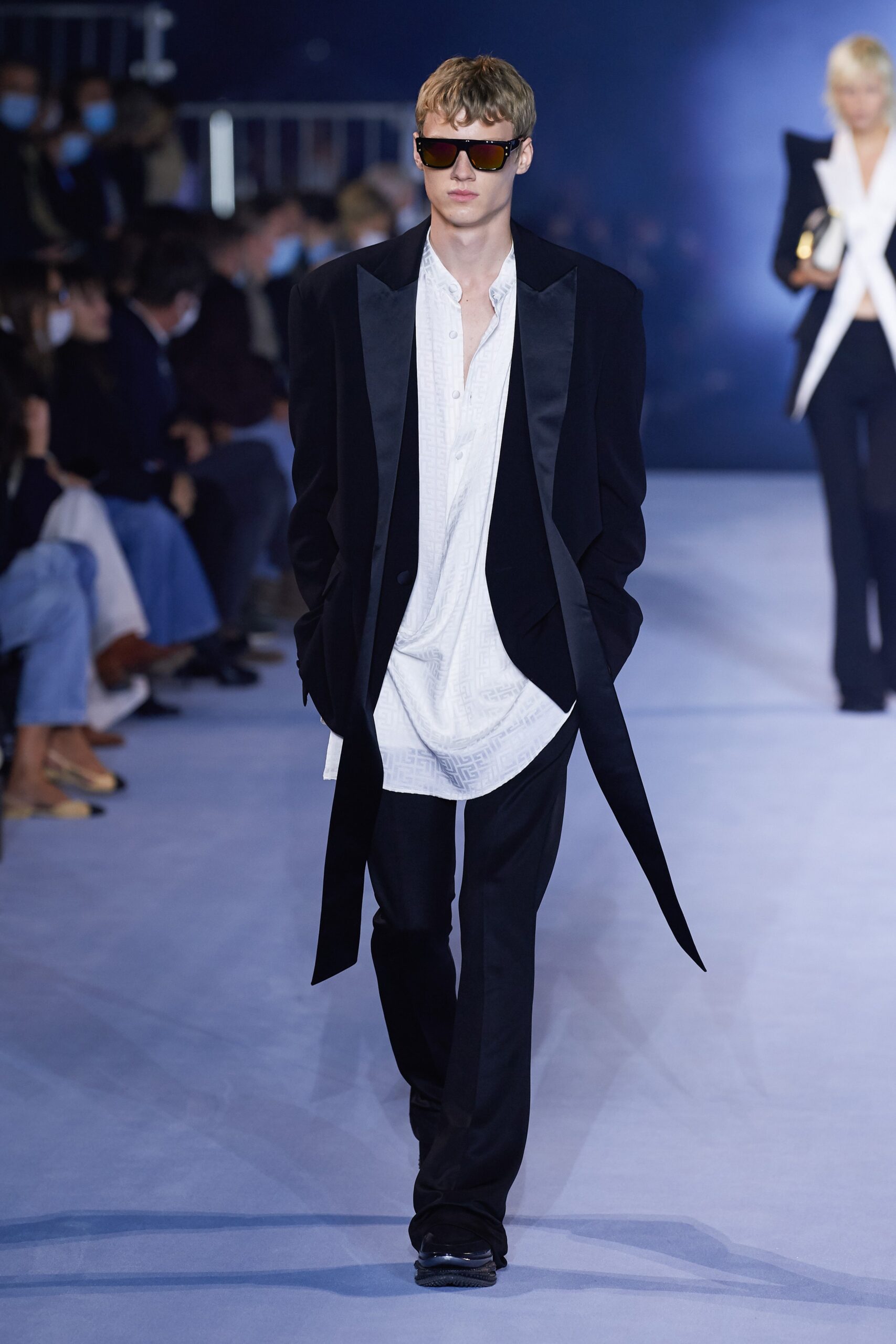 black tailored blazer with white shirt