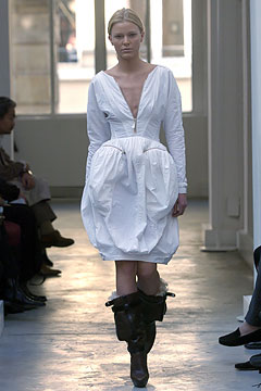 white fitted sleeveless dress