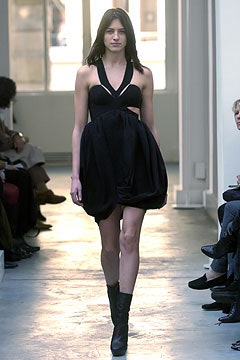 black fitted sleeveless dress