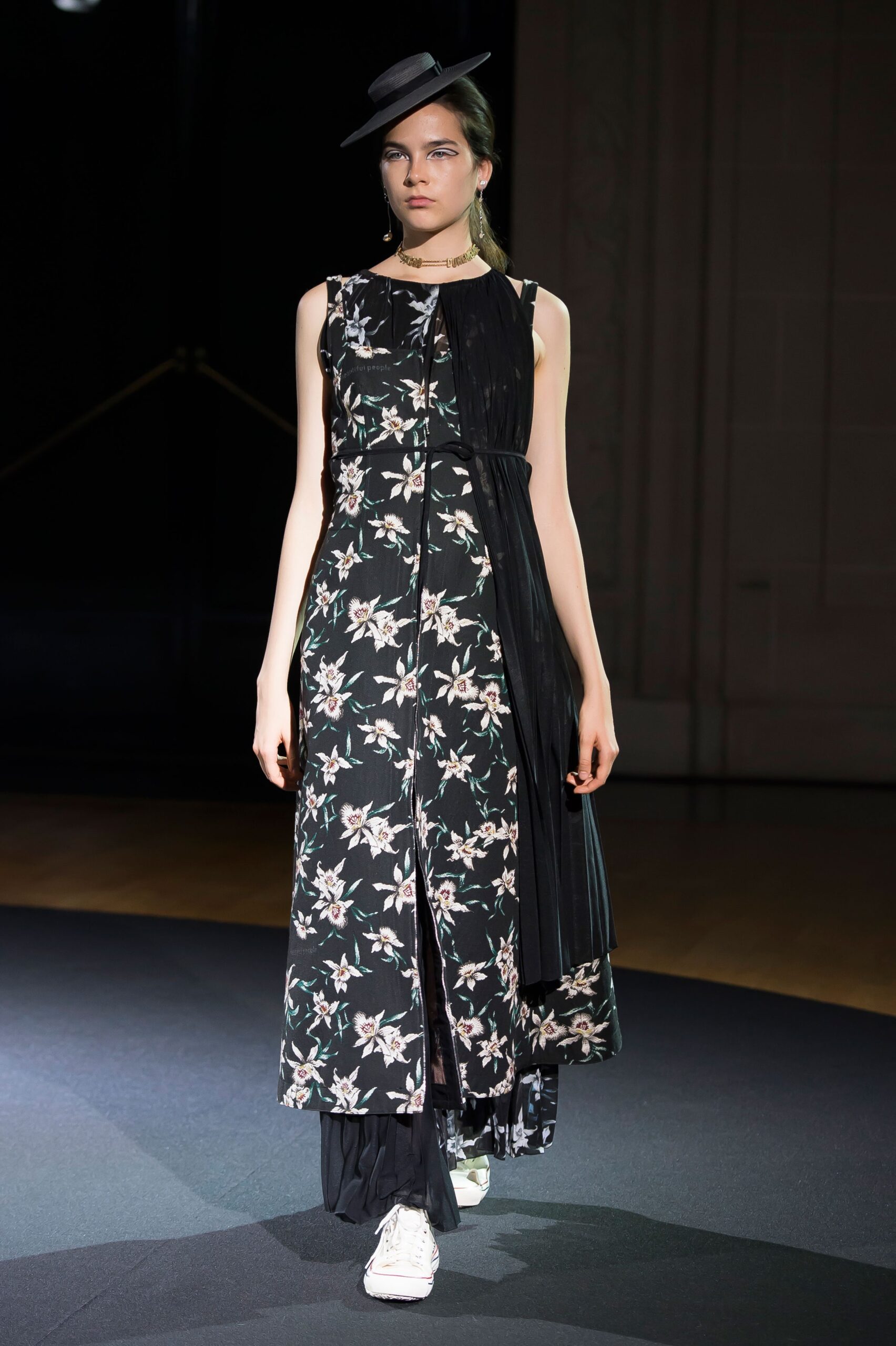 black floral pleated maxi dress