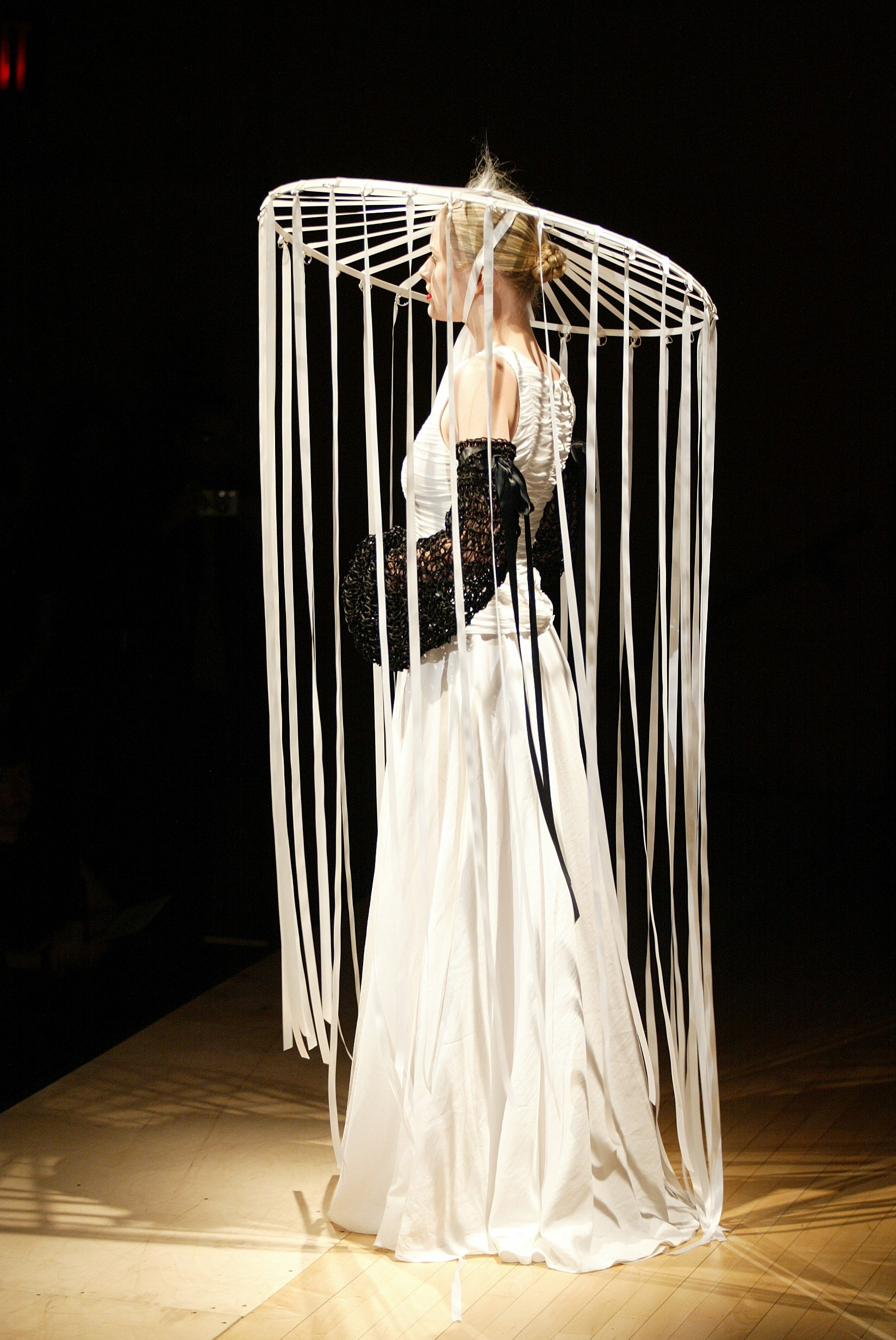 Benjamin Cho F/W 02 Look 70