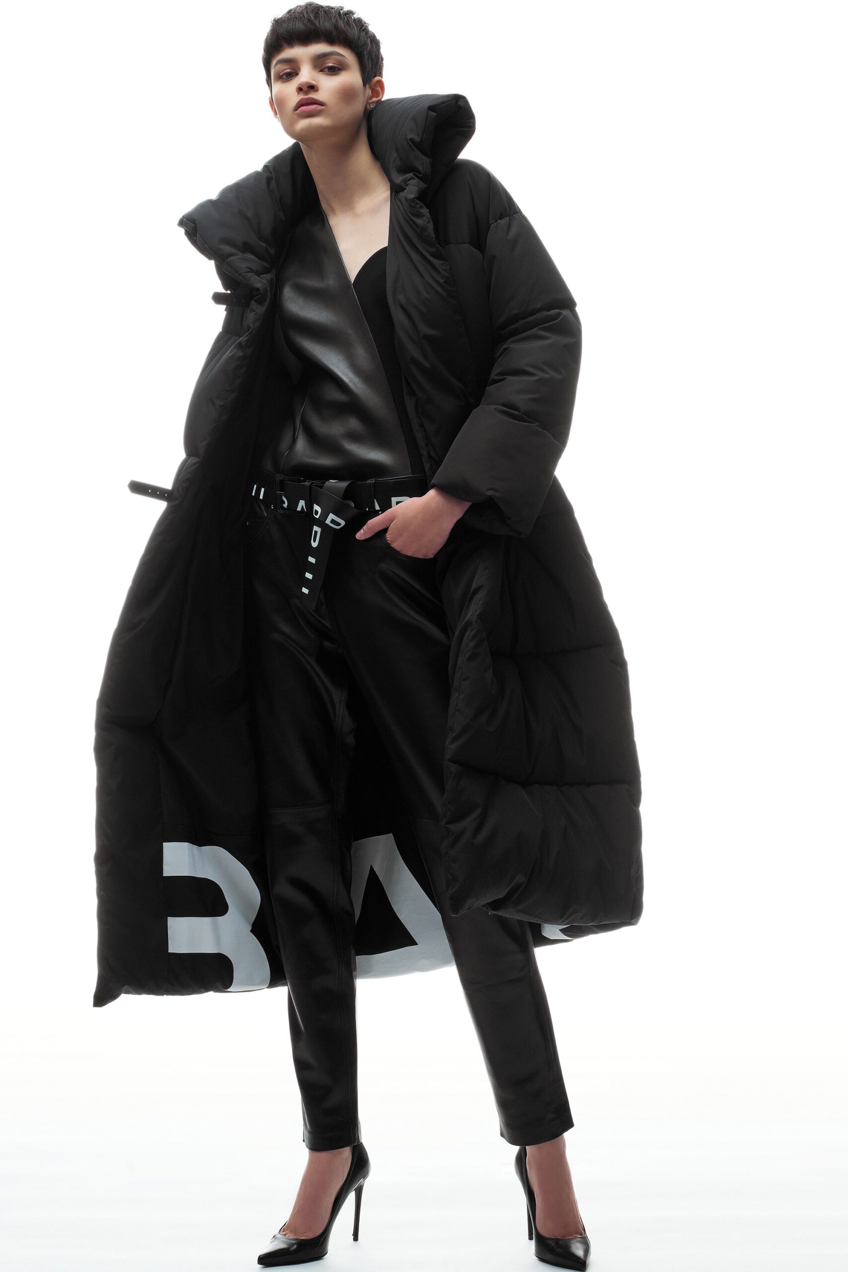 oversized black coat with fitted top