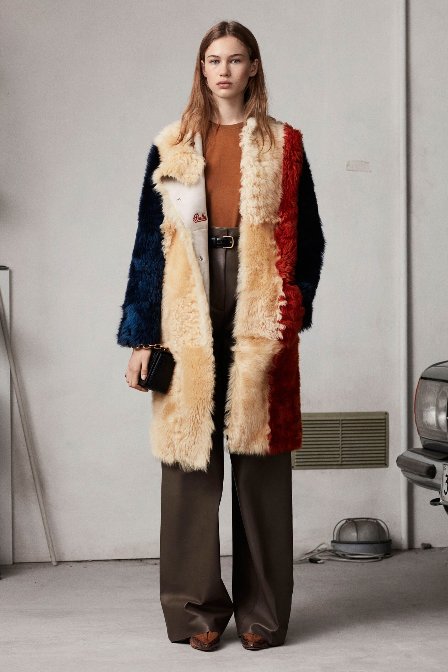 blue fur long-sleeve relaxed color-blocked coat