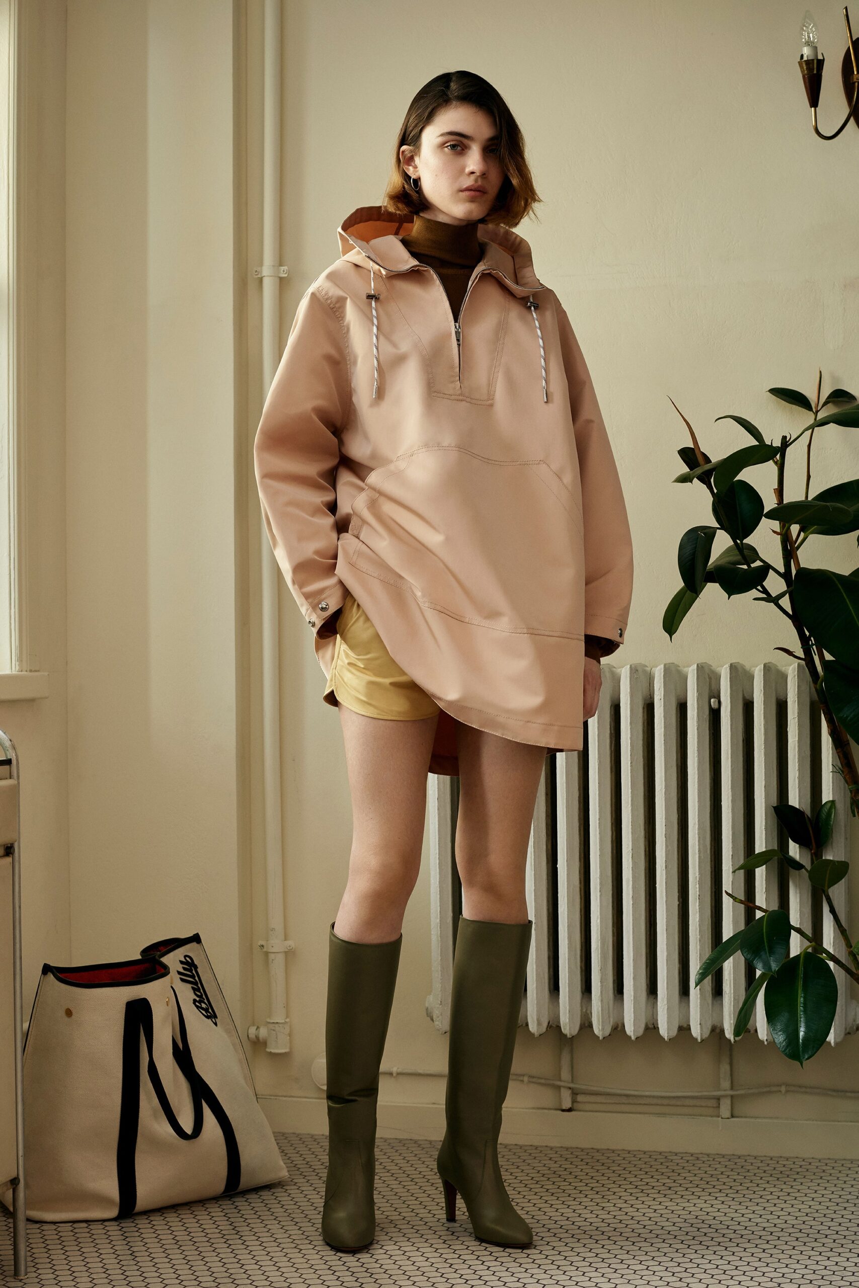 pink oversized hoodie with yellow shorts