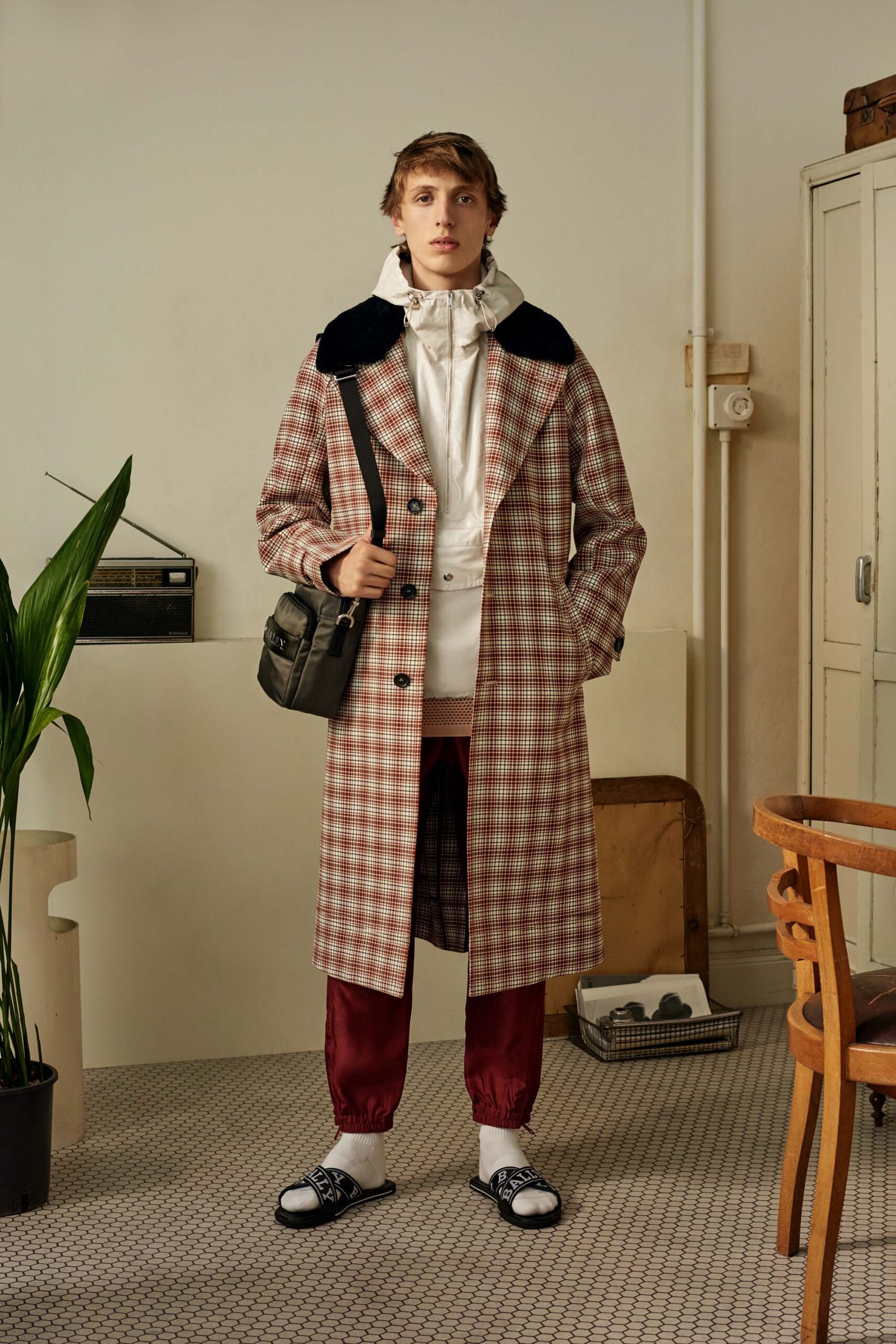red cotton long-sleeve collared relaxed checked buttoned coat