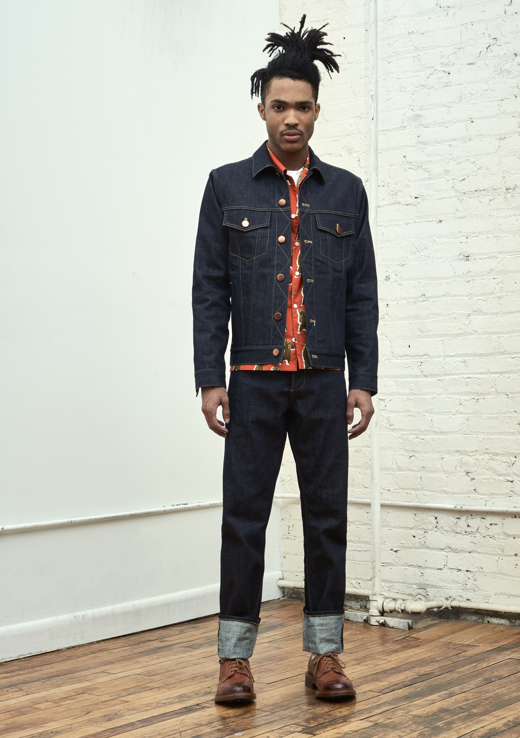red cotton short-sleeve collared relaxed printed shirt