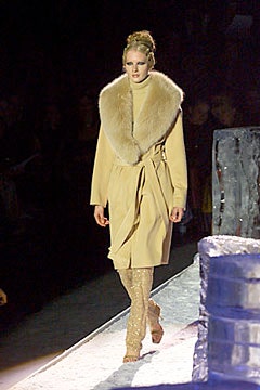 beige fur scarf