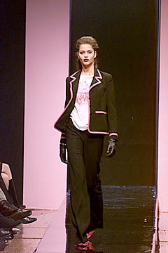 black tailored blazer with t-shirt