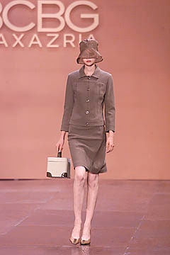 brown fitted mini dress with hat