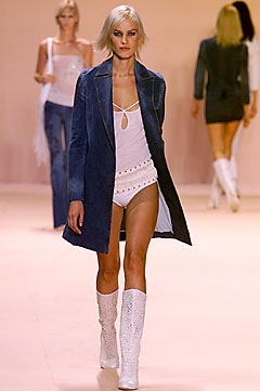 blue denim long-sleeve collared relaxed buttoned coat