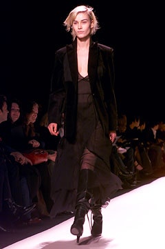 black velvet long-sleeve collared structured blazer