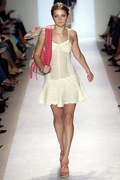 white fitted sleeveless dress