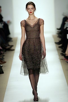 black lace sleeveless dress