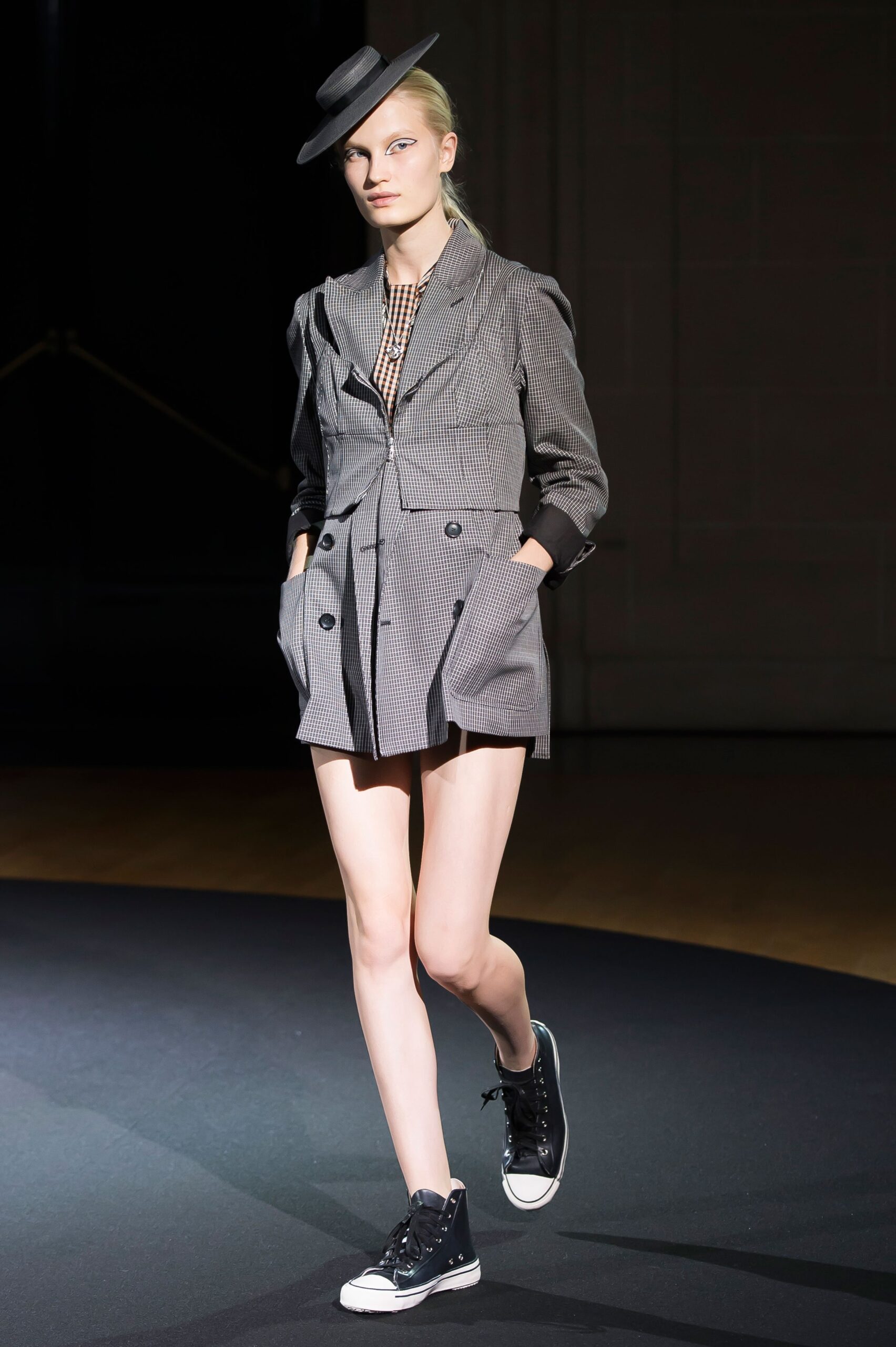 Beautiful People S/S 18 Look 142