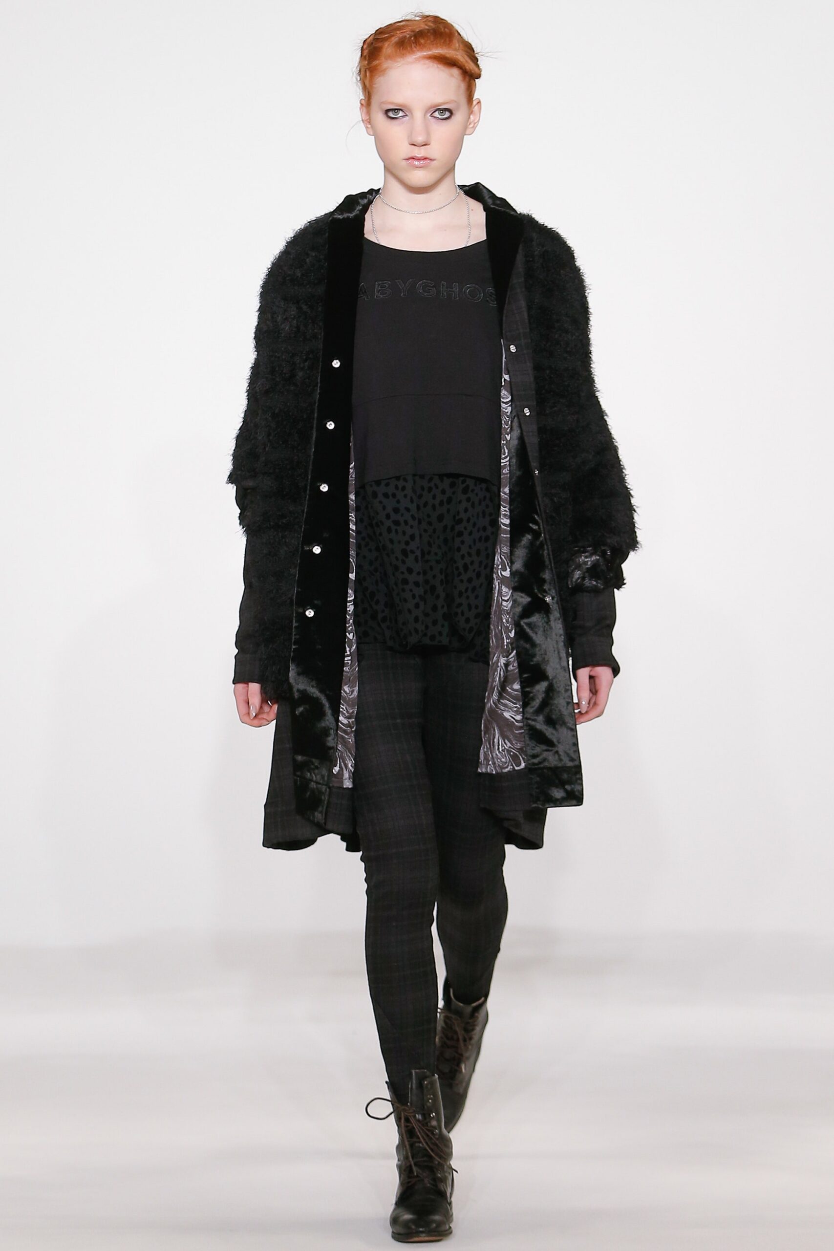 black cotton long-sleeve collared fitted draped top