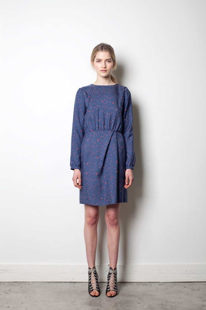blue cotton long-sleeve collared fitted belted short dress
