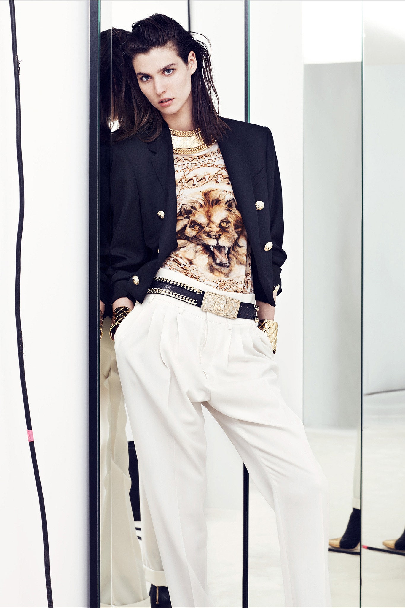 black tailored blazer with printed t-shirt