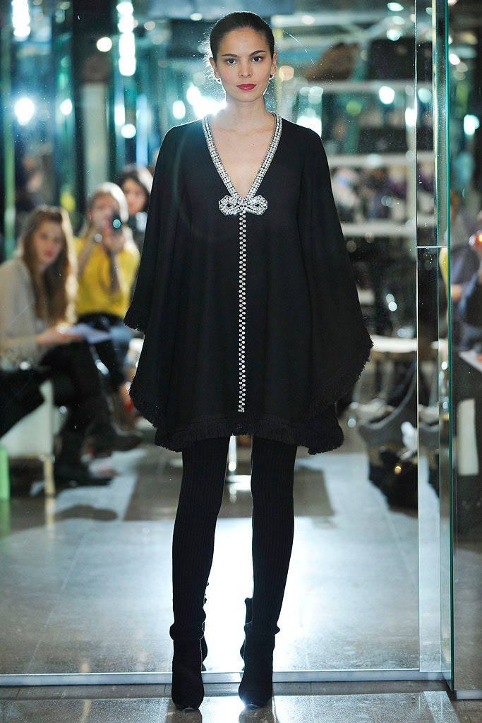 black wool sleeveless v-neck relaxed embellished poncho