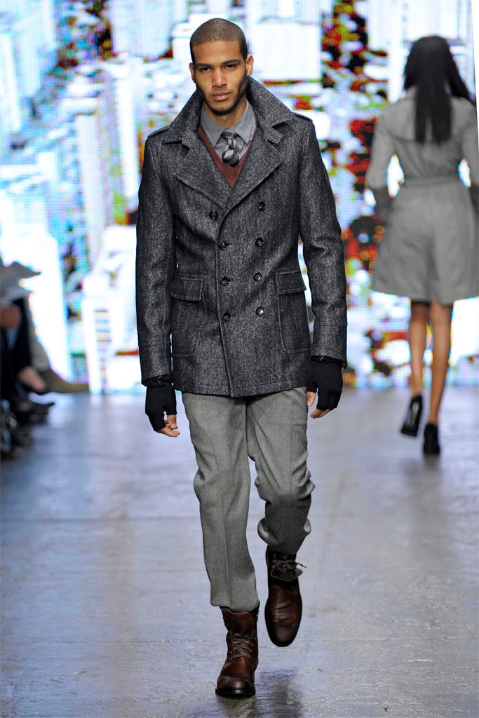 gray wool long-sleeve double-breasted tailored buttoned coat