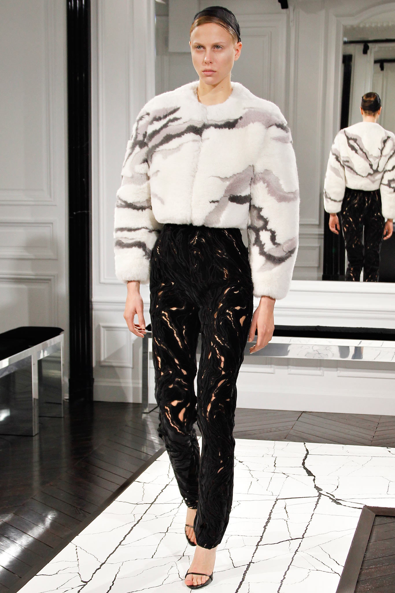 white fur long-sleeve oversized draped jacket