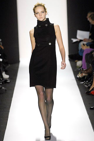 fitted black sleeveless dress