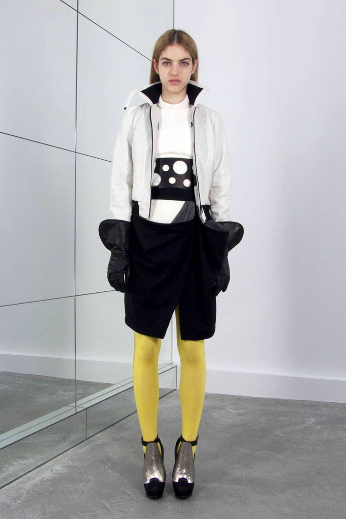 Balenciaga F/W 10 Look 32