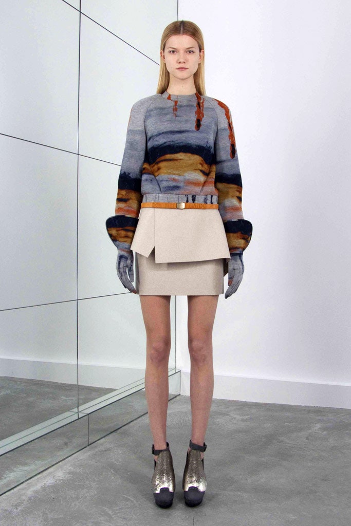 gray wool long-sleeve collared fitted printed sweater