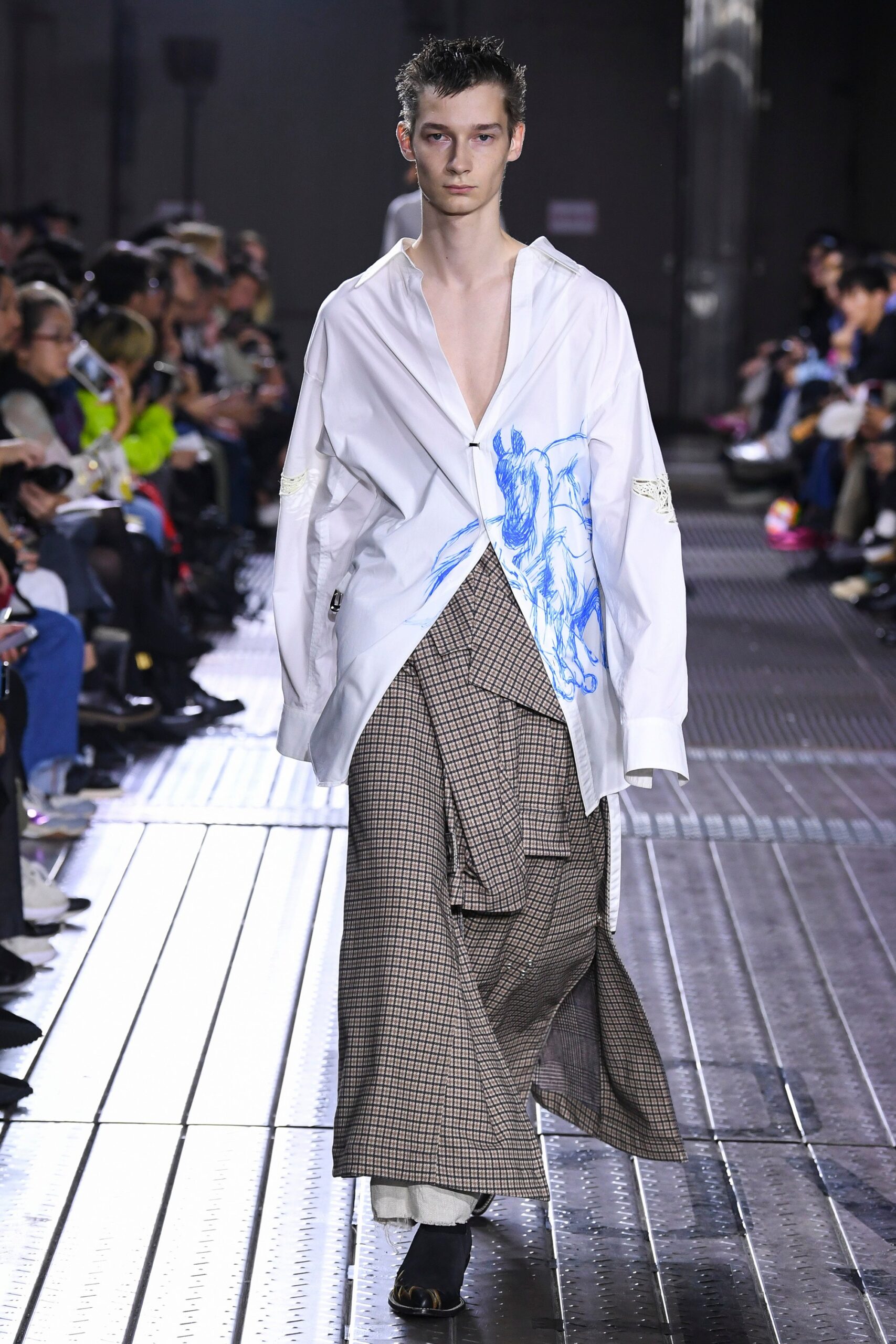 Bed j.w. Ford Tokyo S/S 19 Look 194