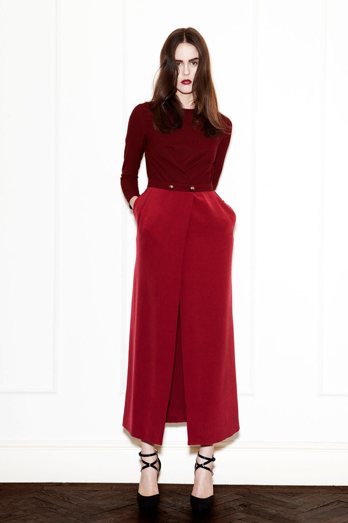 red fitted long-sleeve dress